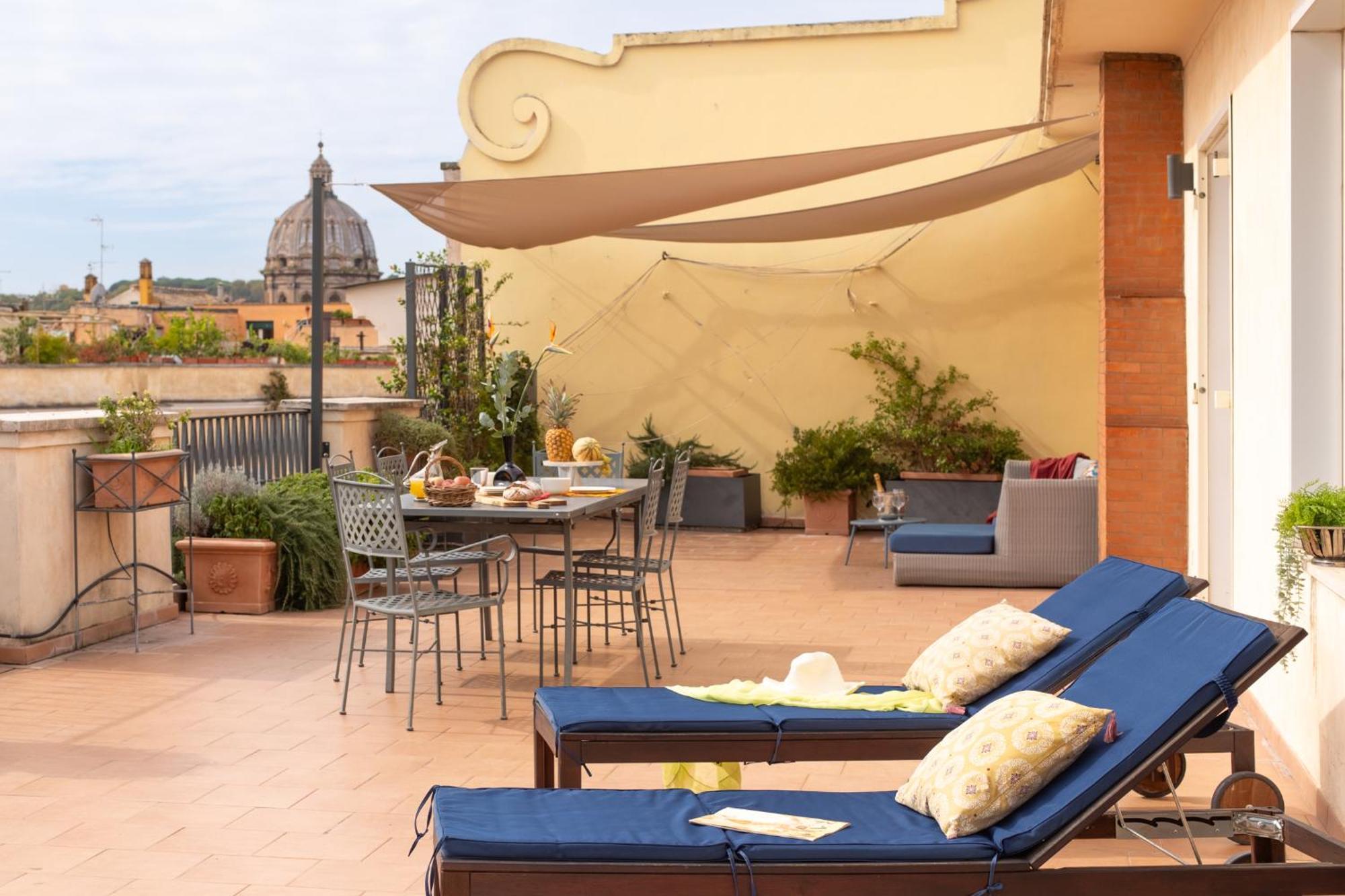 Penthouse Capitol Apartment Rom